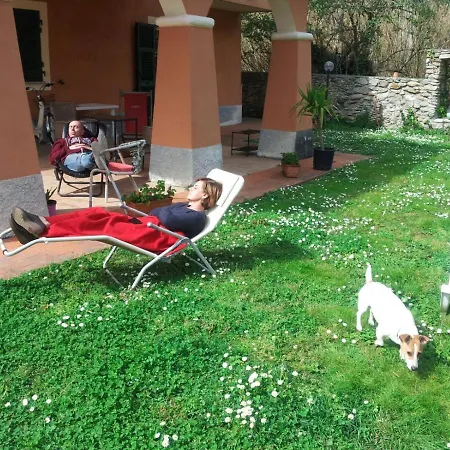 Couette-café Il Pozzo E Il Melograno Finale Ligure