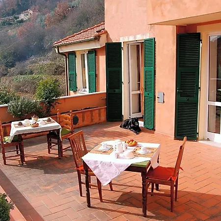 Bed and breakfast Il Pozzo E Il Melograno Finale Ligure