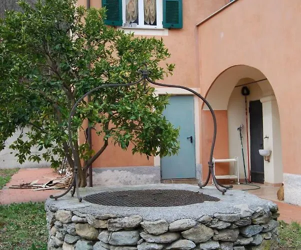 Il Pozzo E Il Melograno 3*